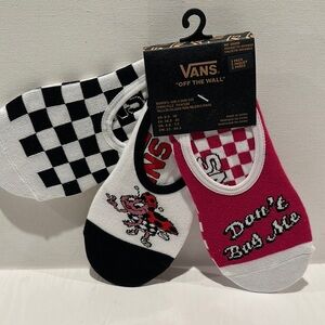 NWT Vans Off The Wall (3) Packs Footsie Socks in black/white, pink/white.